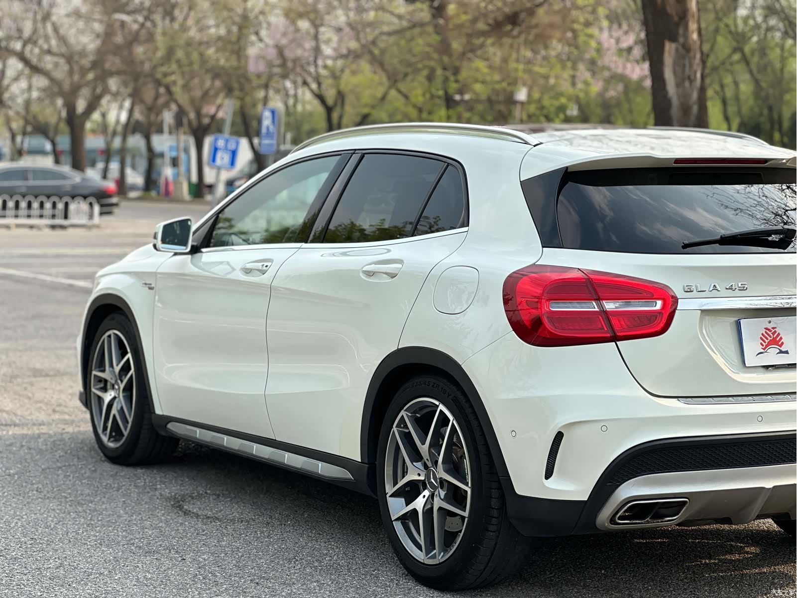 Mercedes-Benz GLA, 2015 13