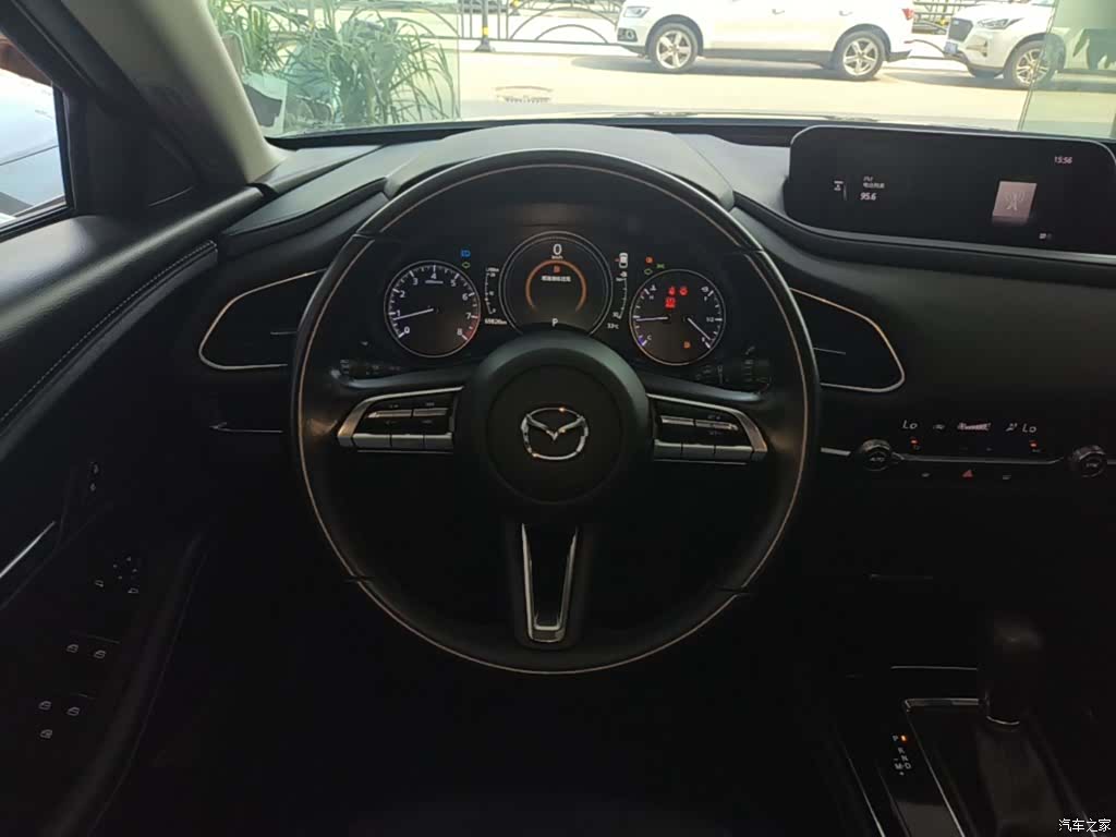 Mazda CX-30, 2020 11