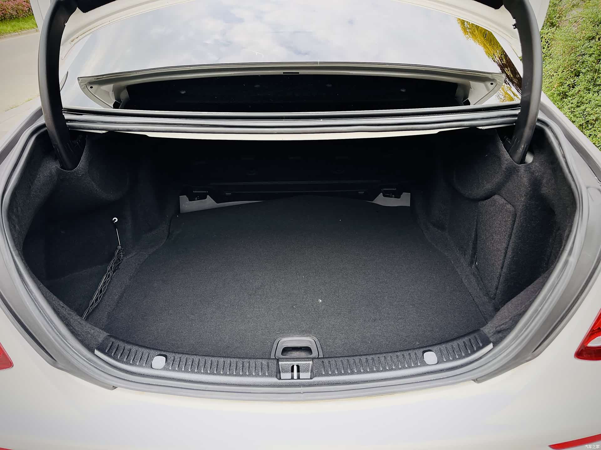 Mercedes-Benz E-Class, 2017 18