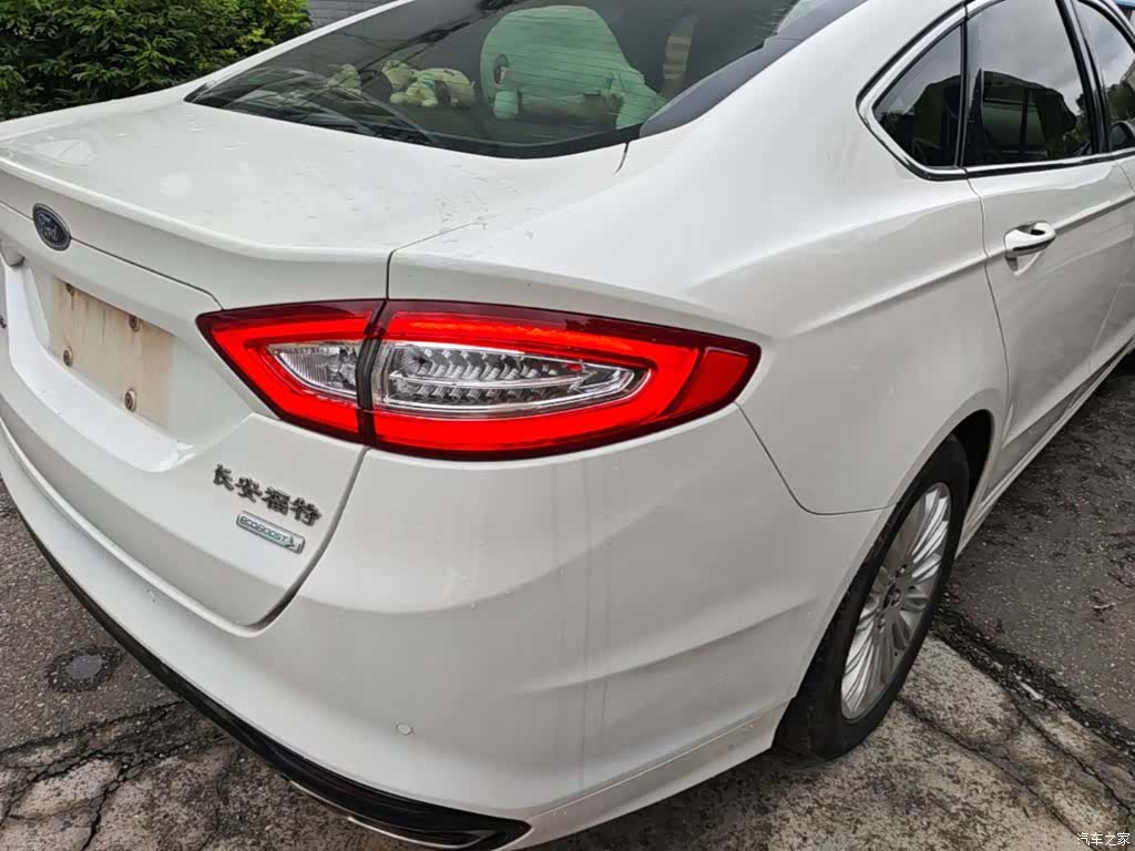 Ford Mondeo, 2016 8