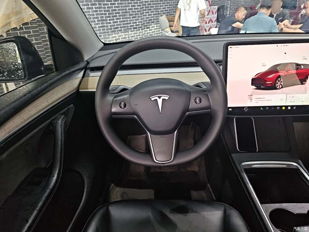 Tesla Model Y, 2023 11