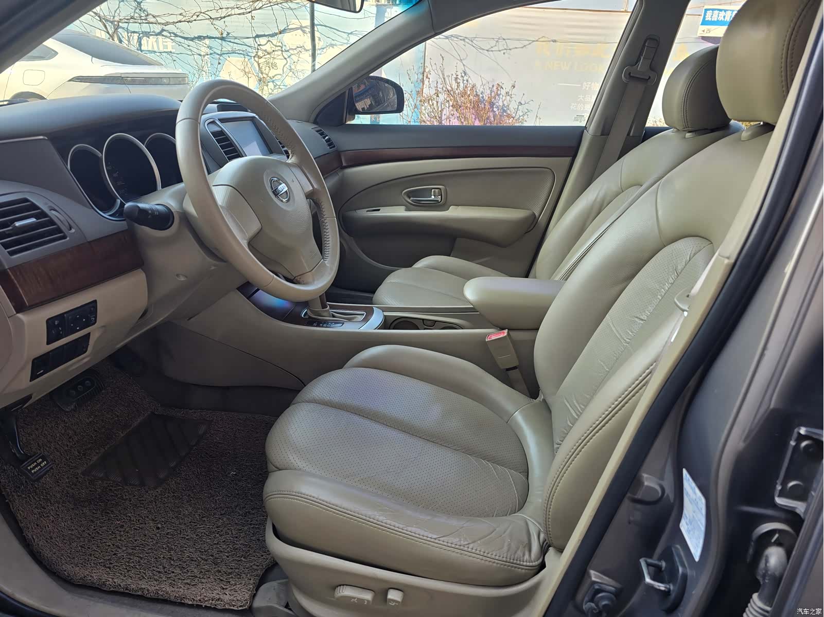 Nissan Sylphy, 2009 все фото