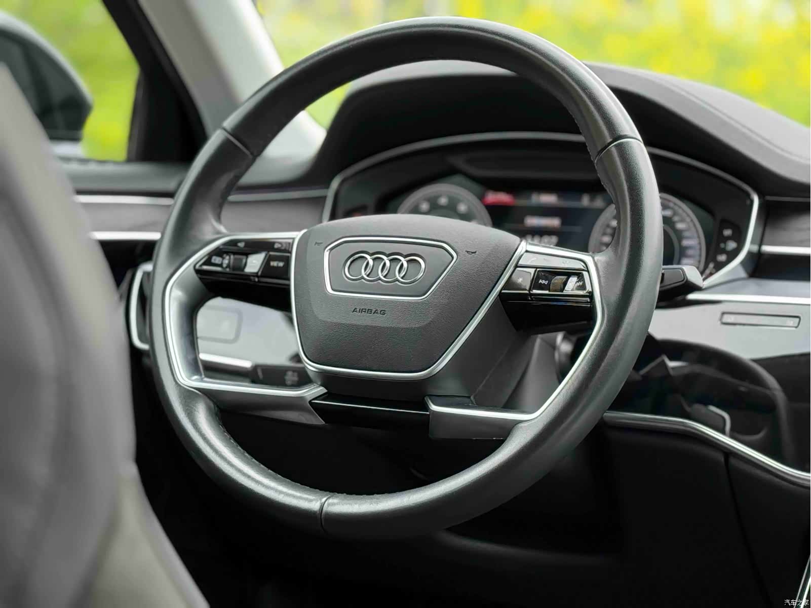 Audi A8L, 2021 9
