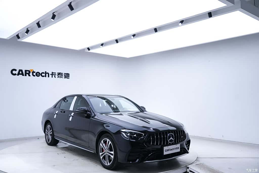 Mercedes-Benz E-Class, 2022 2