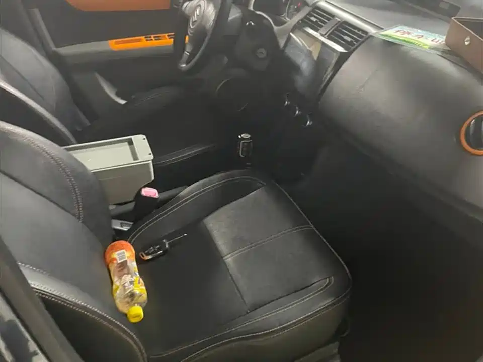Suzuki Swift Suzuki Swift