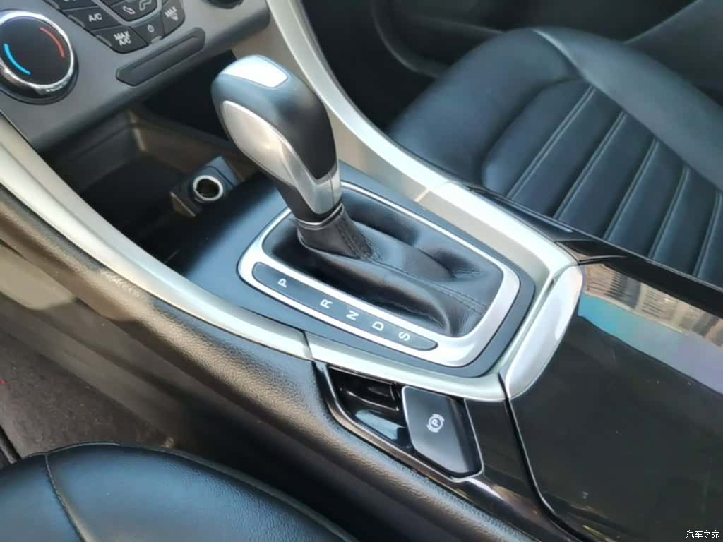 Ford Mondeo, 2016 10