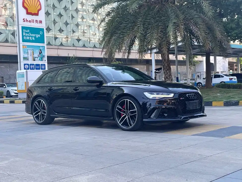 Audi RS 6 Audi RS 6