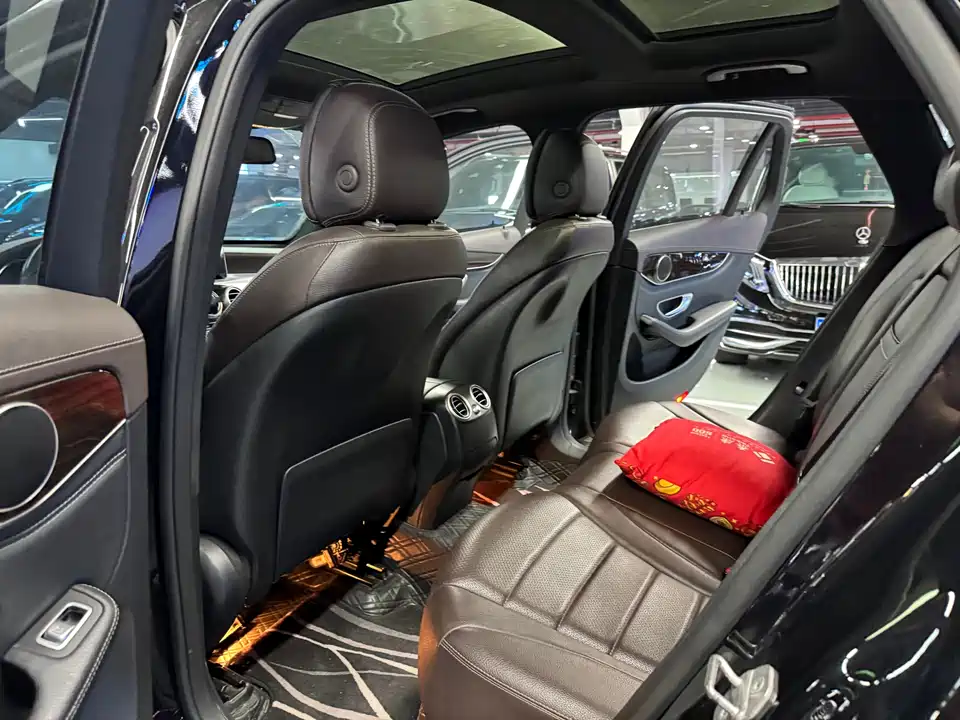 Mercedes-Benz GLC Mercedes-Benz GLC