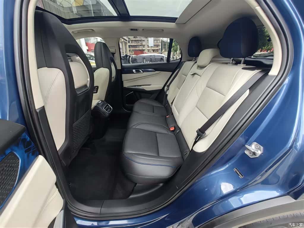 Lynk & Co 01, 2019 10