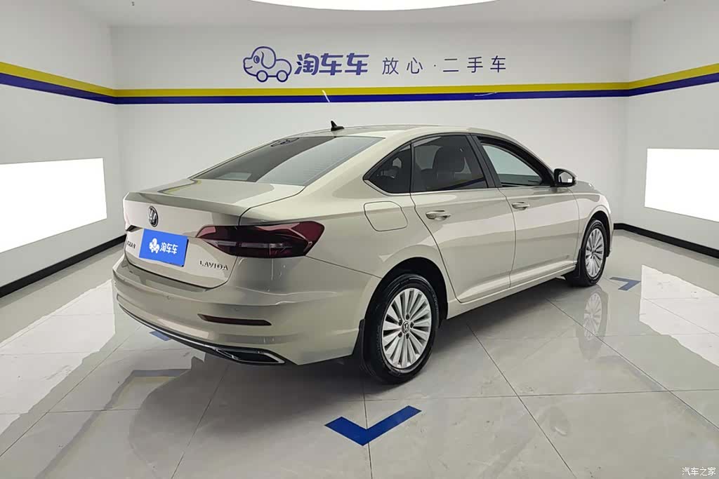 Volkswagen Lavida, 2021 3