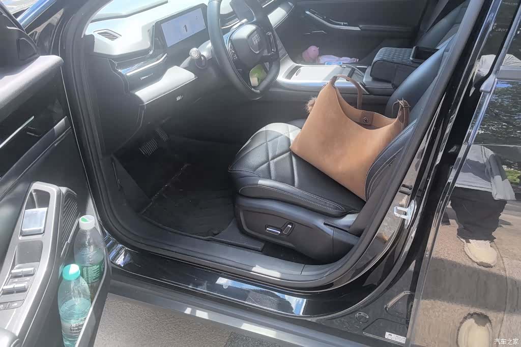 Geely Galaxy L6, 2024 9