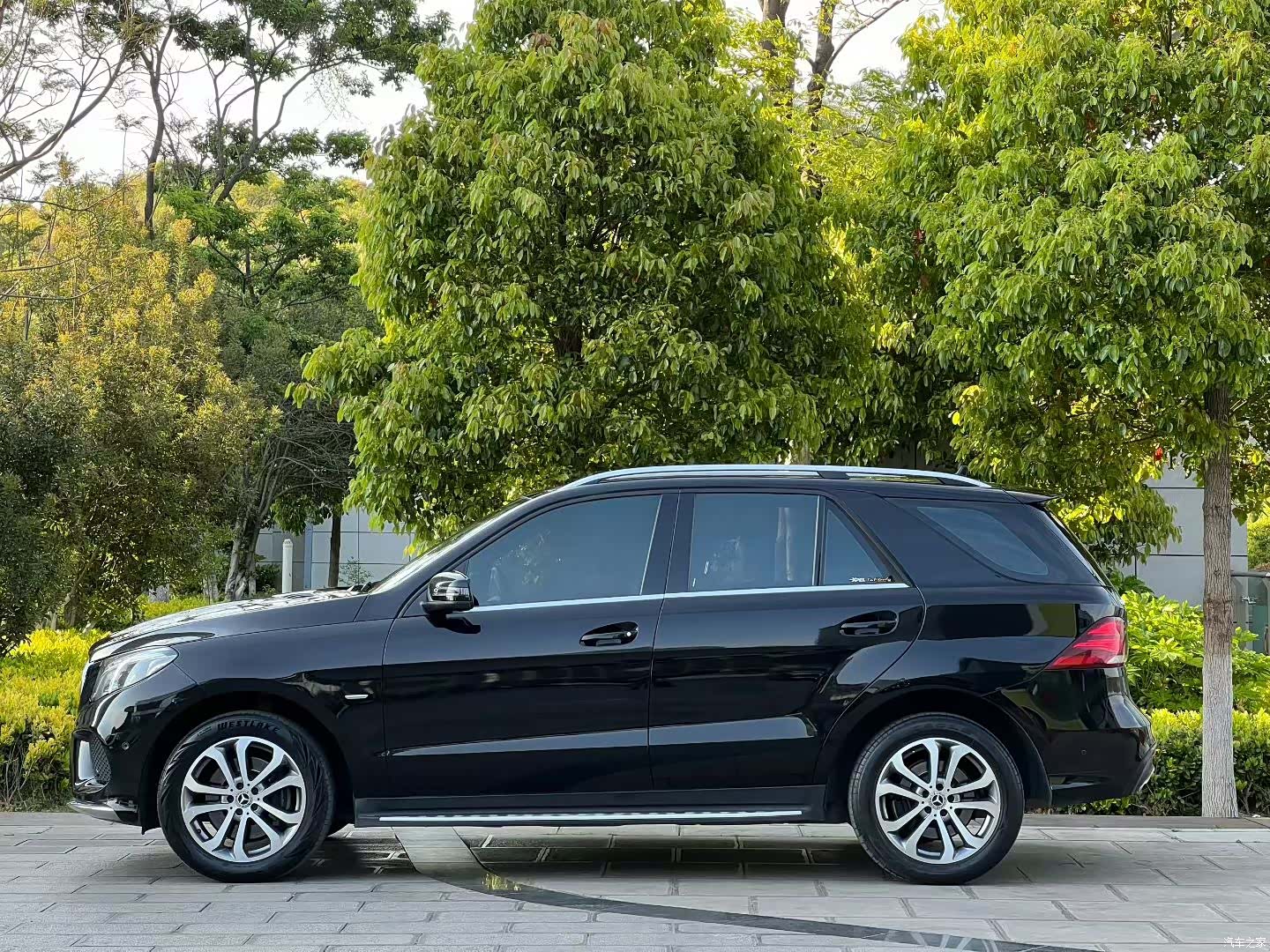 Mercedes-Benz GLE, 2019 8