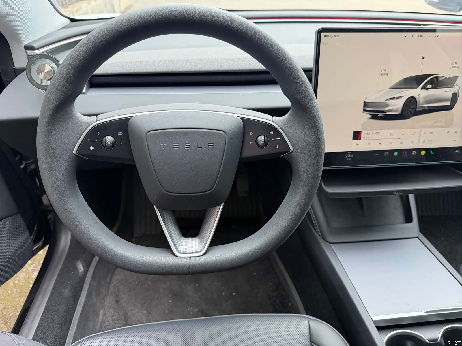Tesla Model 3, 2024 6