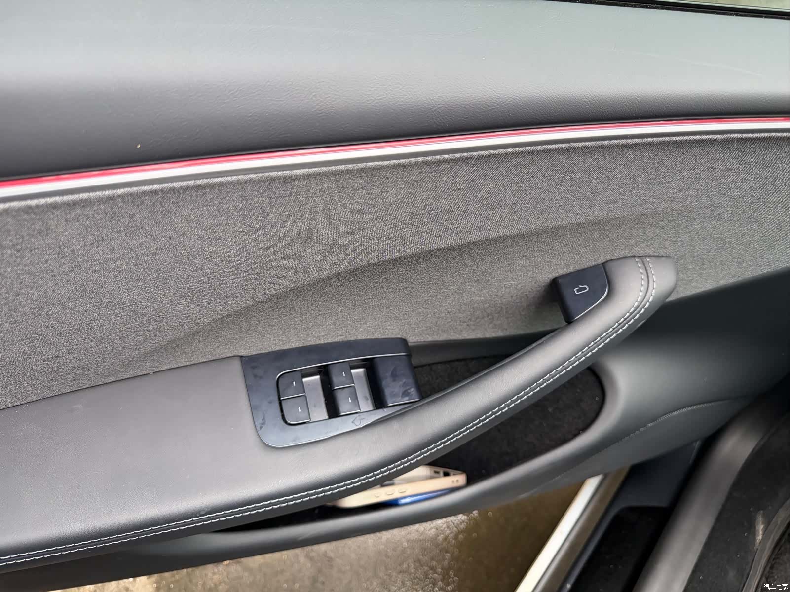 Tesla Model 3, 2024 все фото