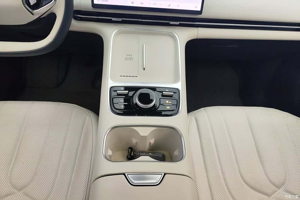 Geely 7, 2025 16