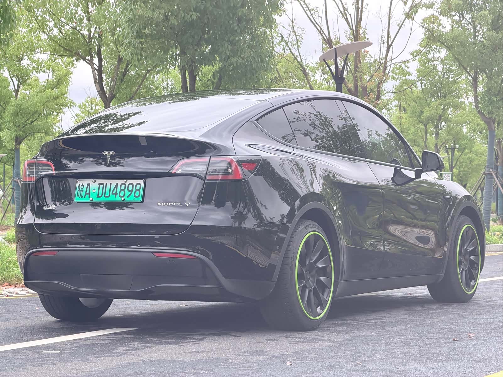 Tesla Model Y, 2023 11