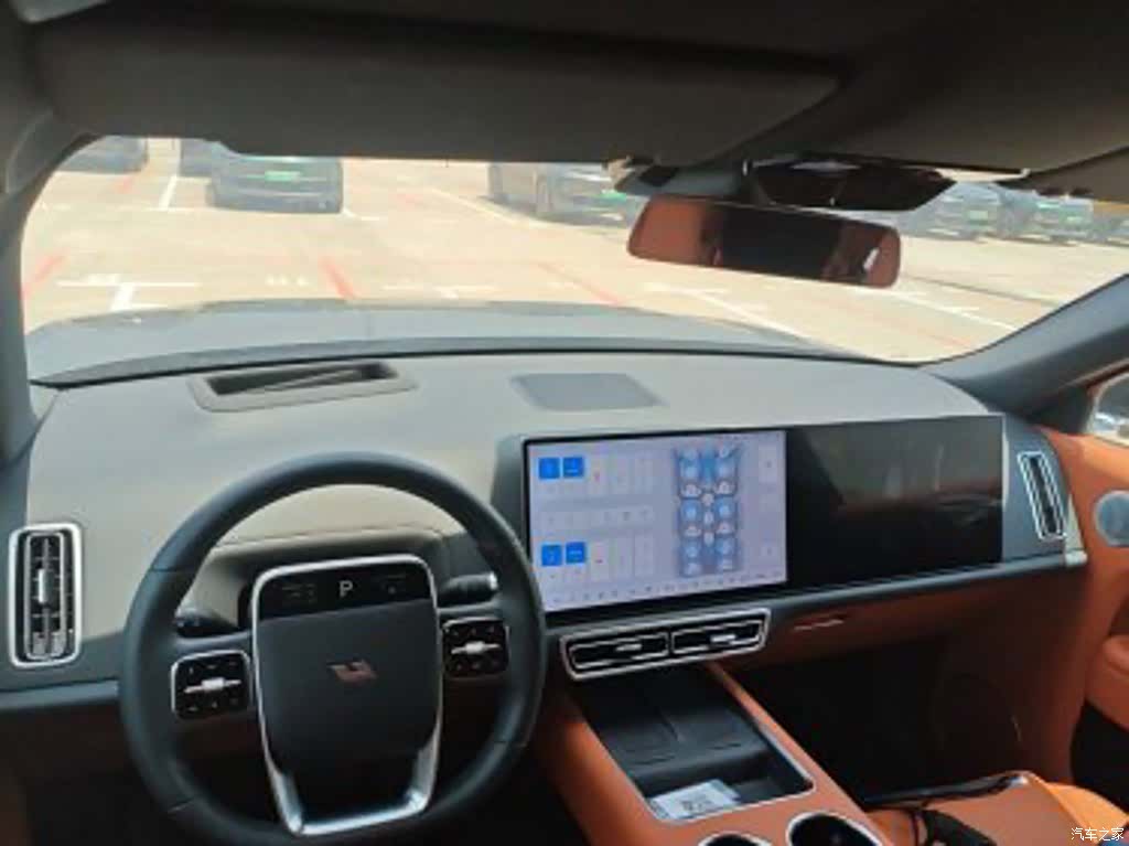 Li Auto L8, 2025 все фото