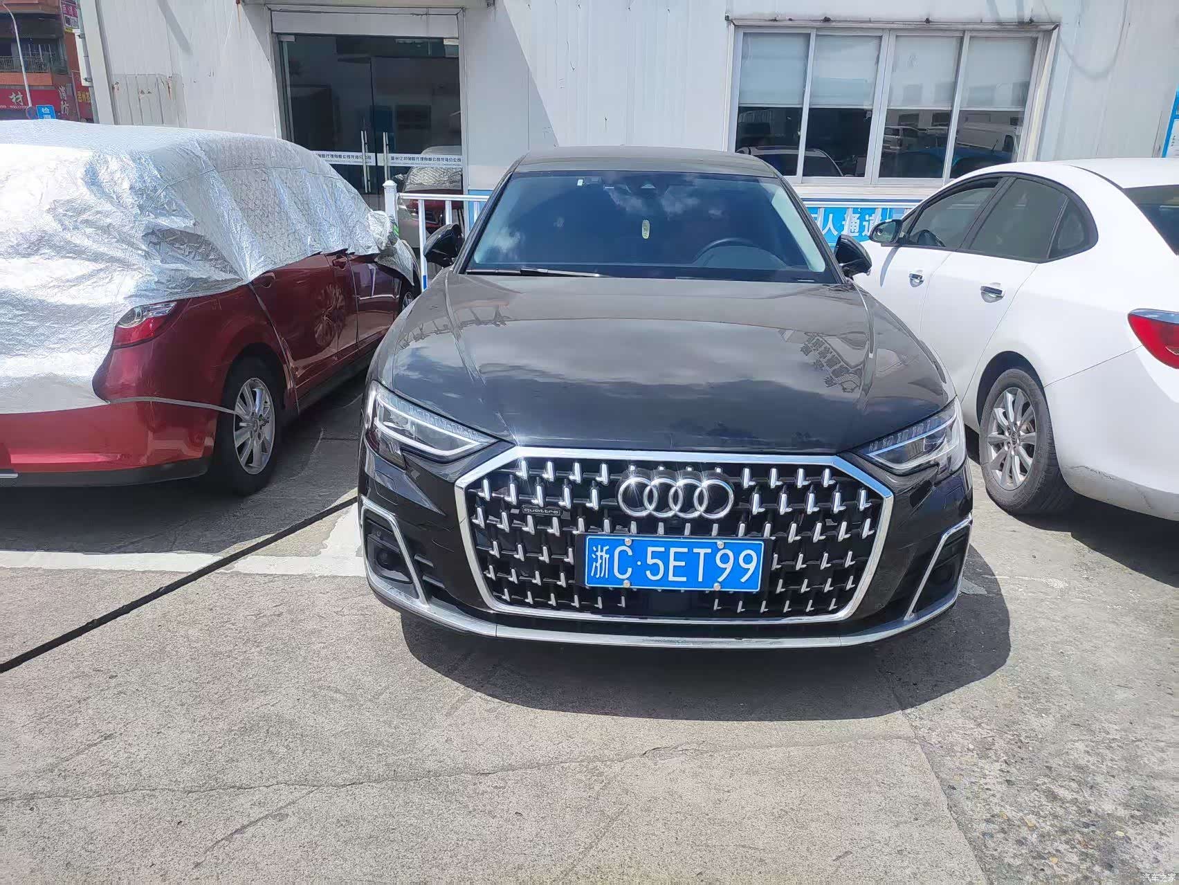 Audi A8L, 2024 3