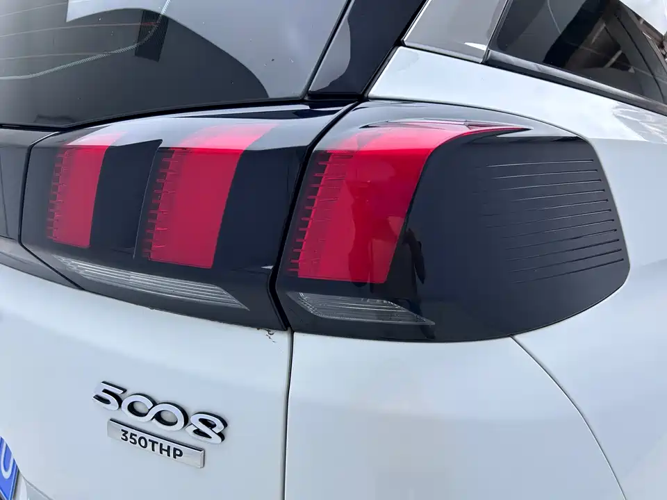 Peugeot 5008 Peugeot 5008