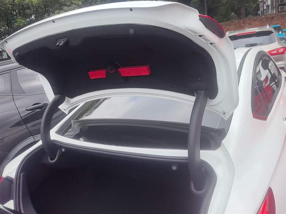 Hongqi H5 Hongqi H5
