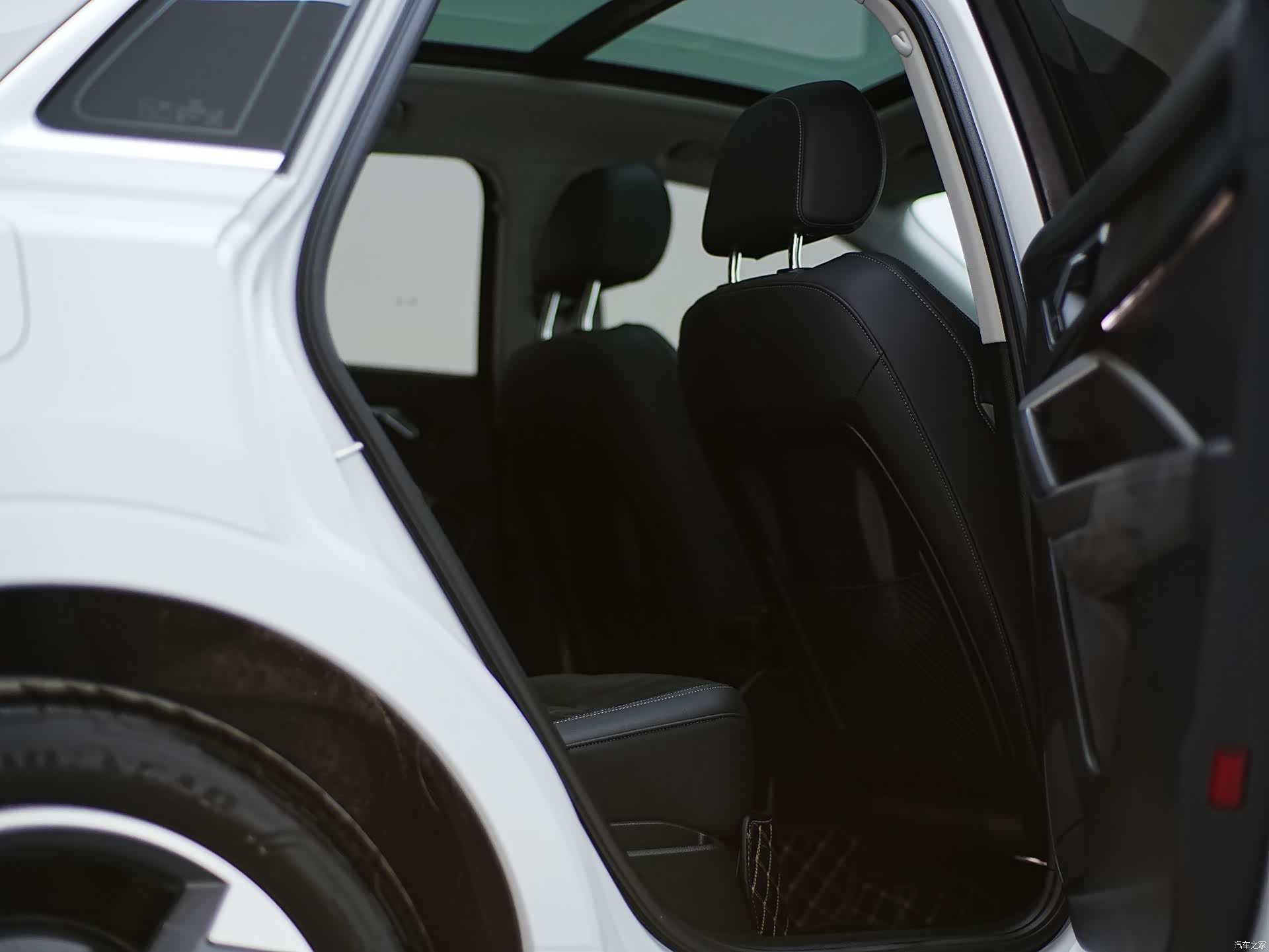 Audi Q3, 2022 16