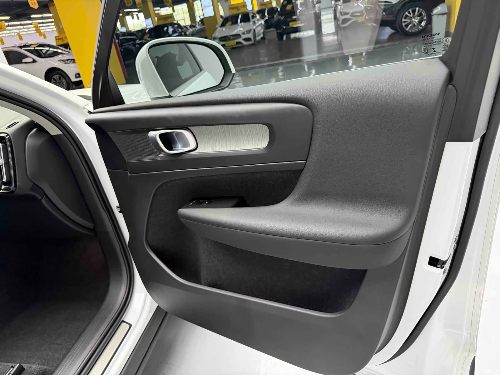 Volvo XC40, 2022 6