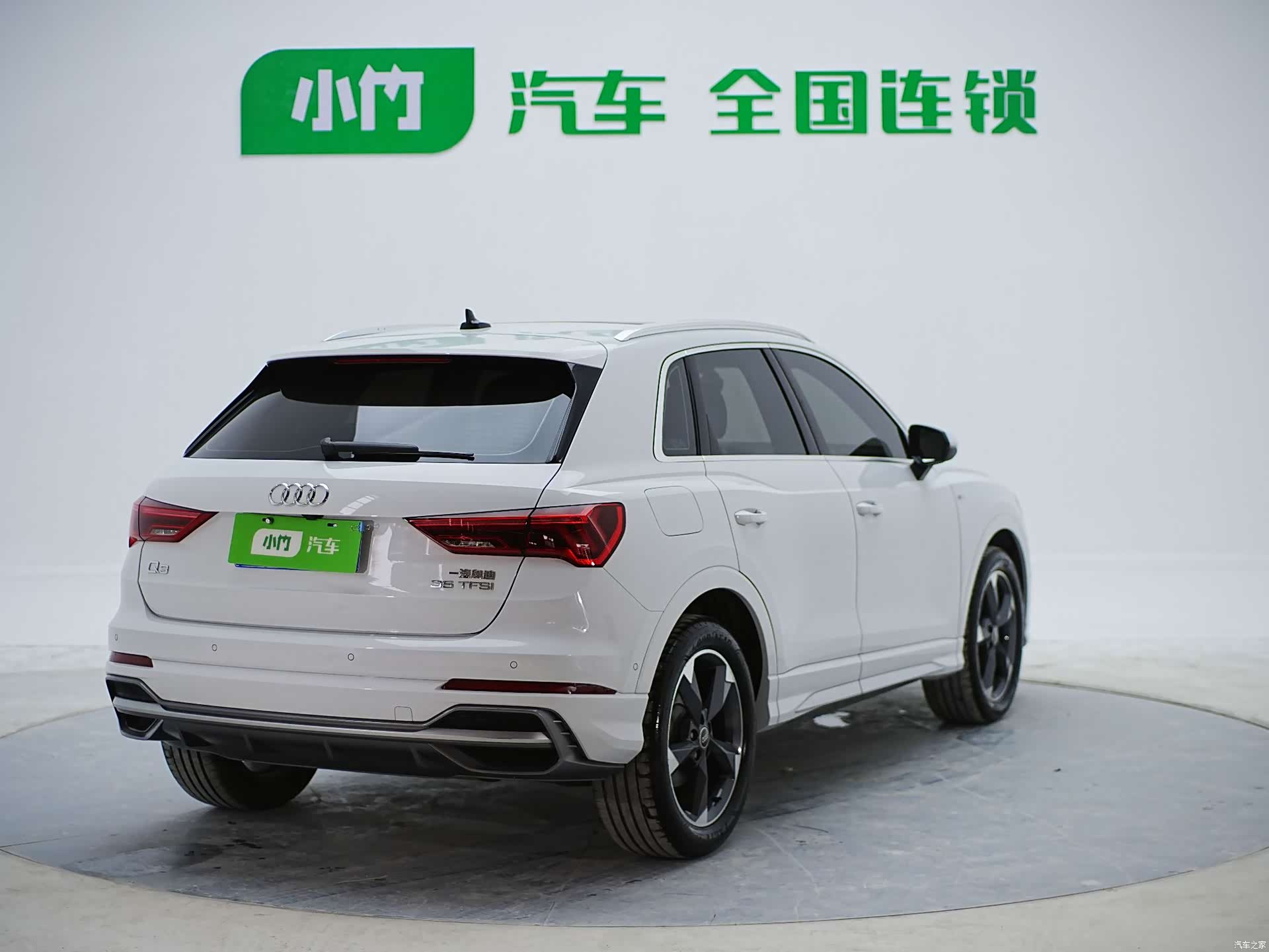 Audi Q3, 2022 все фото