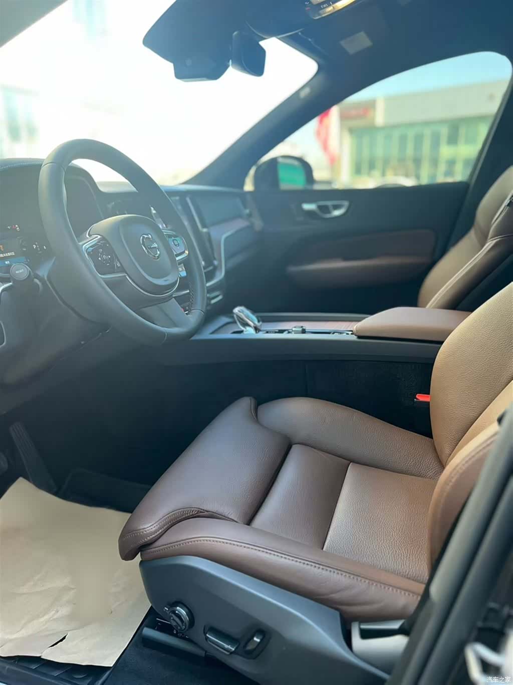 Volvo XC60, 2024 11