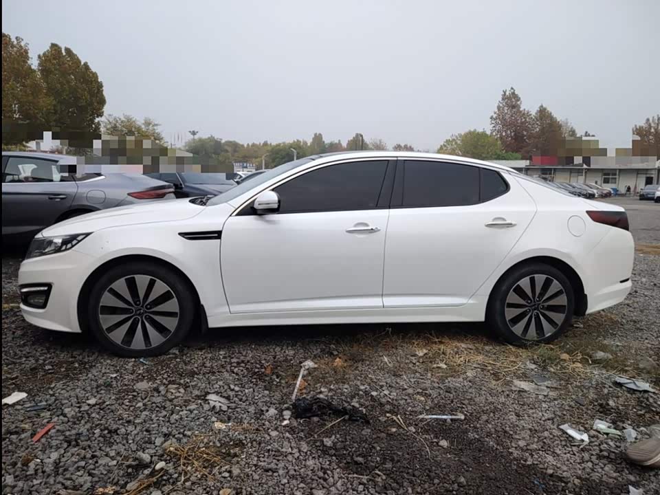 Kia K5 Kia K5