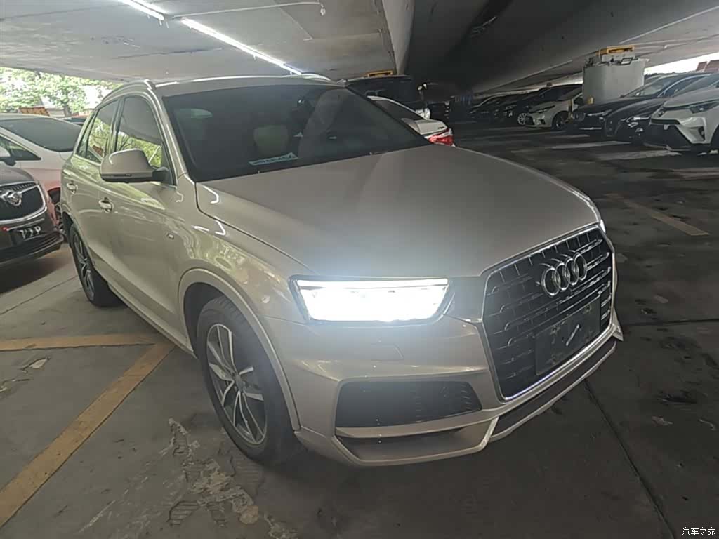 Audi Q3, 2019 4