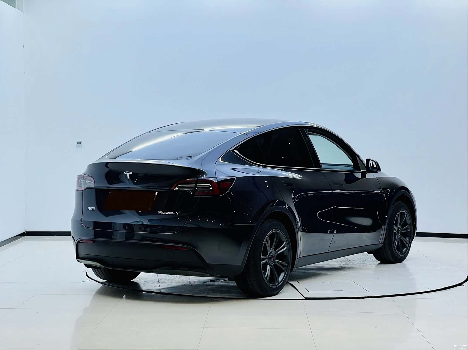 Tesla Model Y, 2024 12