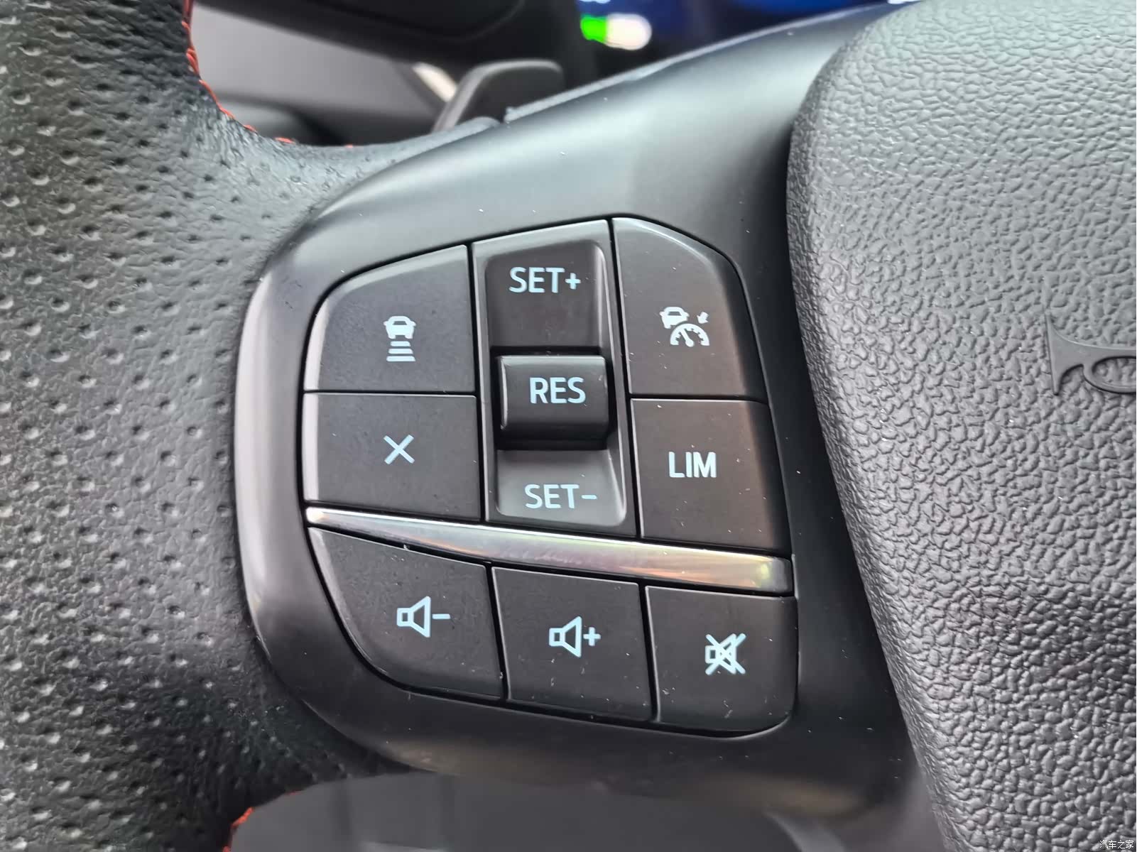 Ford Escape, 2022 23