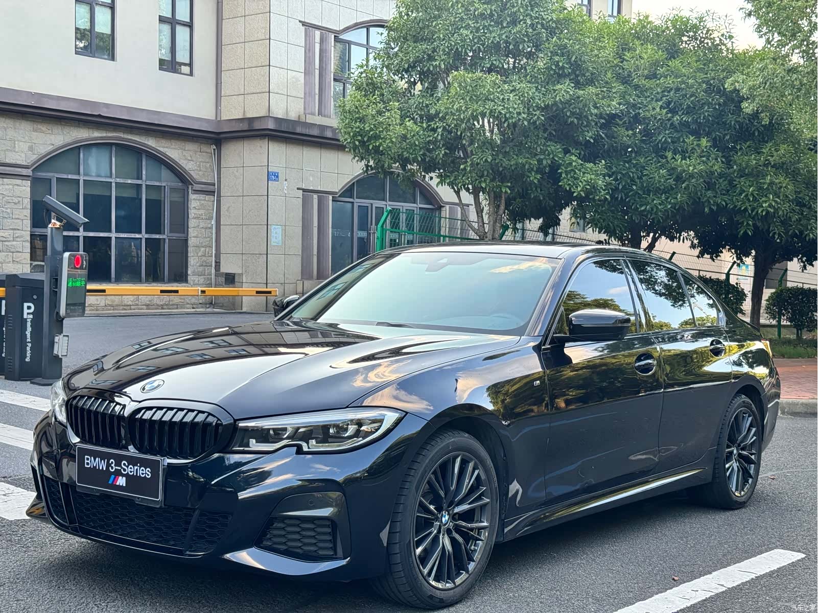 BMW 3 Series, 2020 1