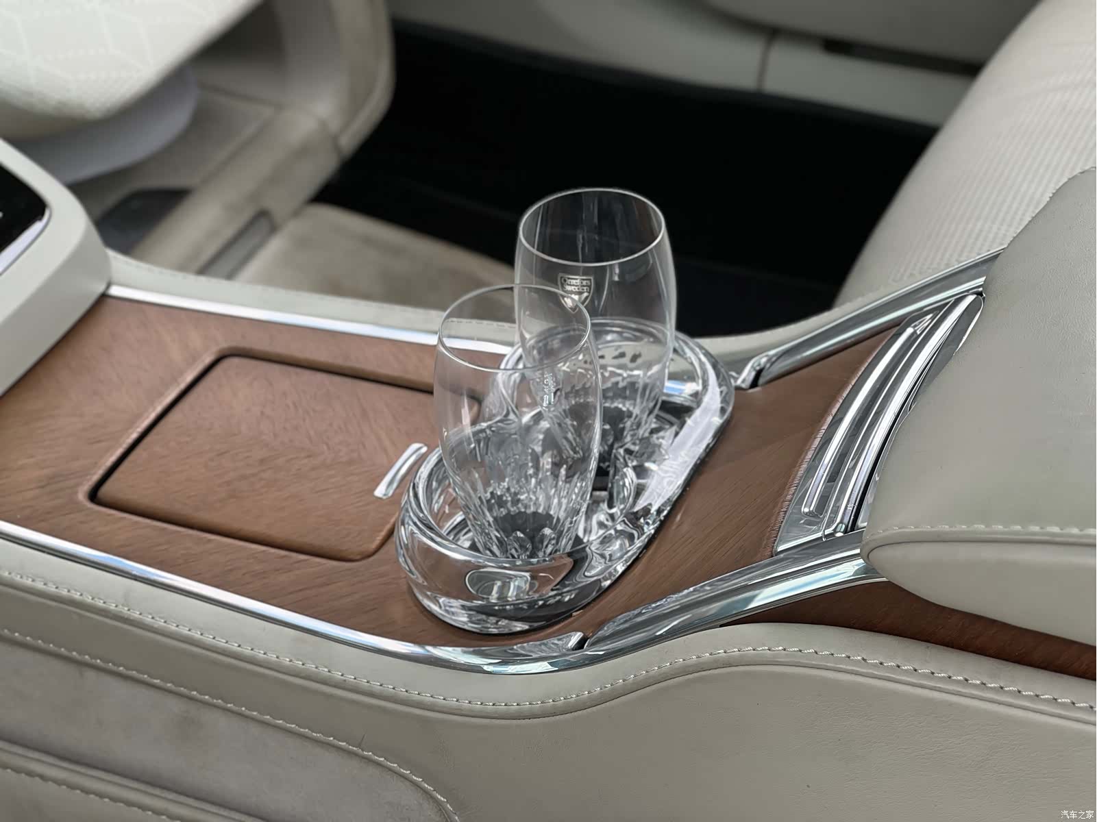 Volvo S90, 2019 14