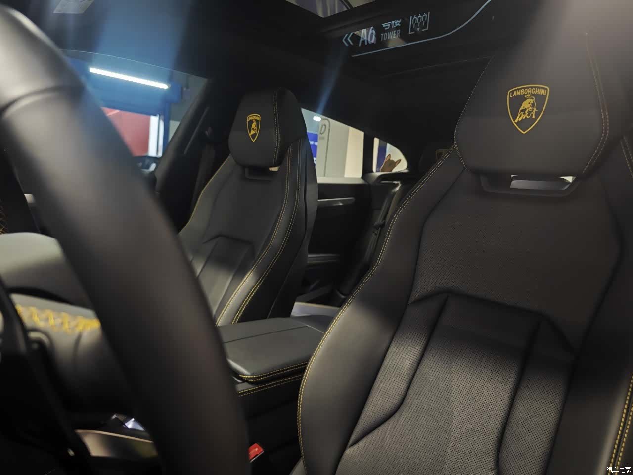 Lamborghini Urus, 2022 6