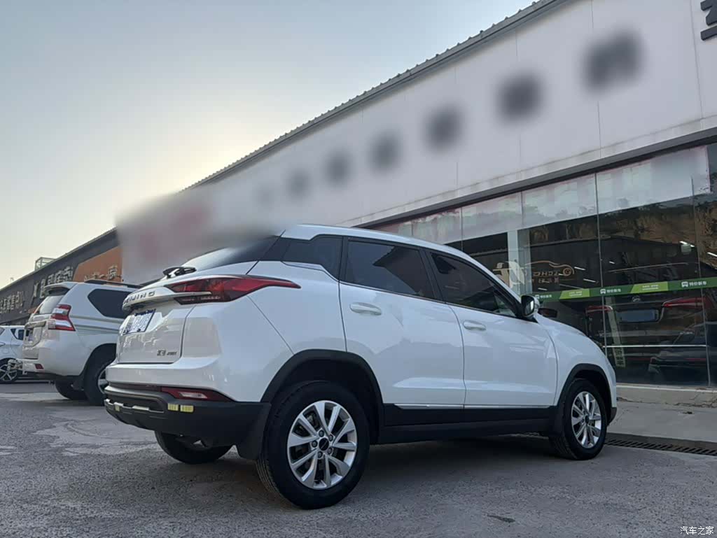 BAIC X3, 2020 6