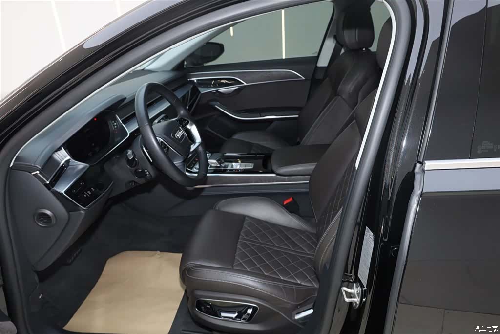 Audi A8L, 2024 18