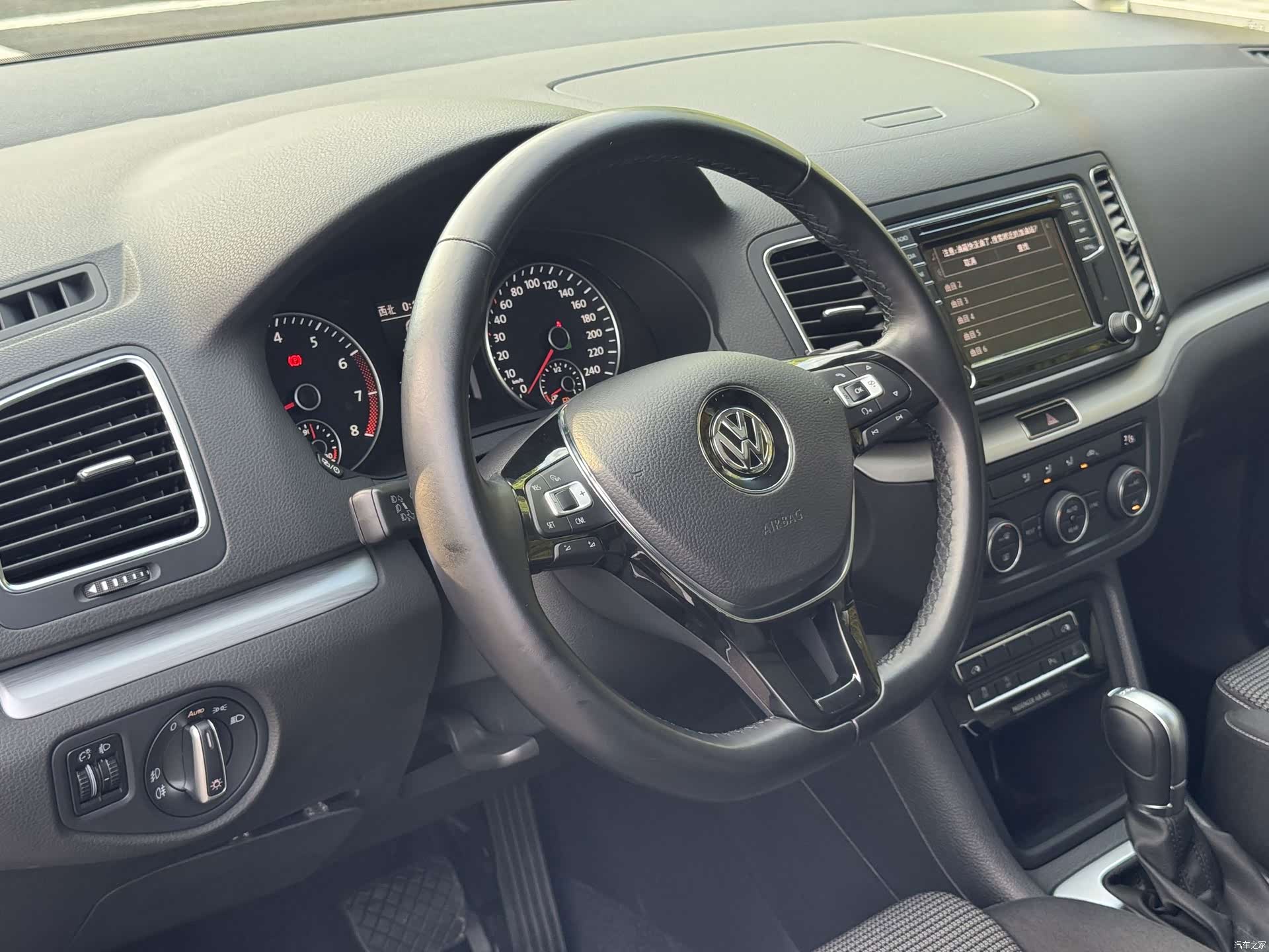 Volkswagen Xia, 2017 7