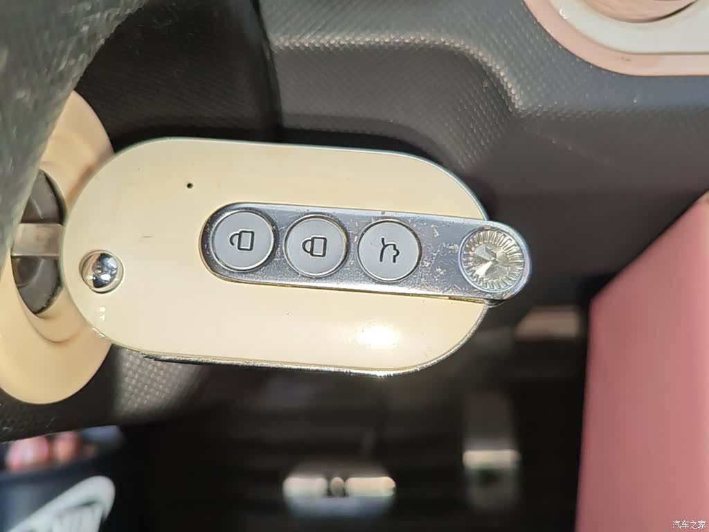 Wuling MINIEV, 2022 9