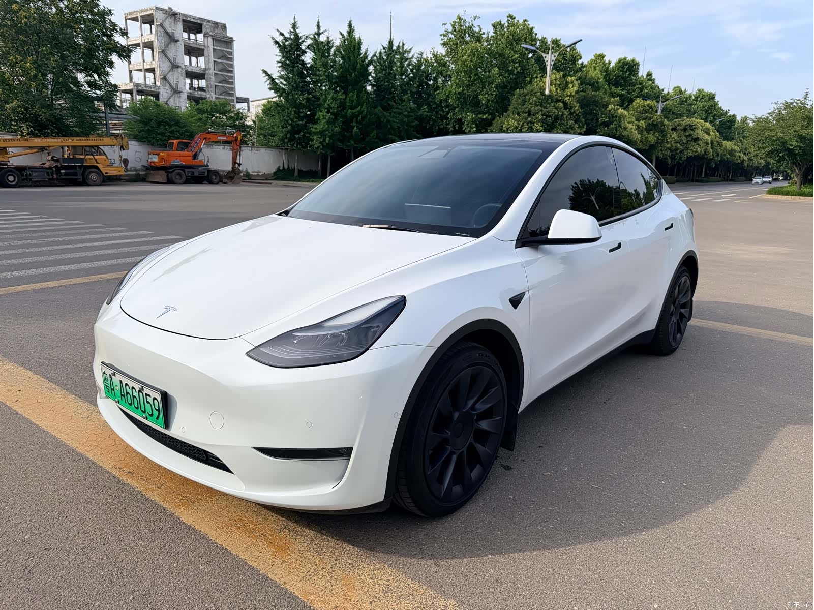 Tesla Model Y, 2022 1