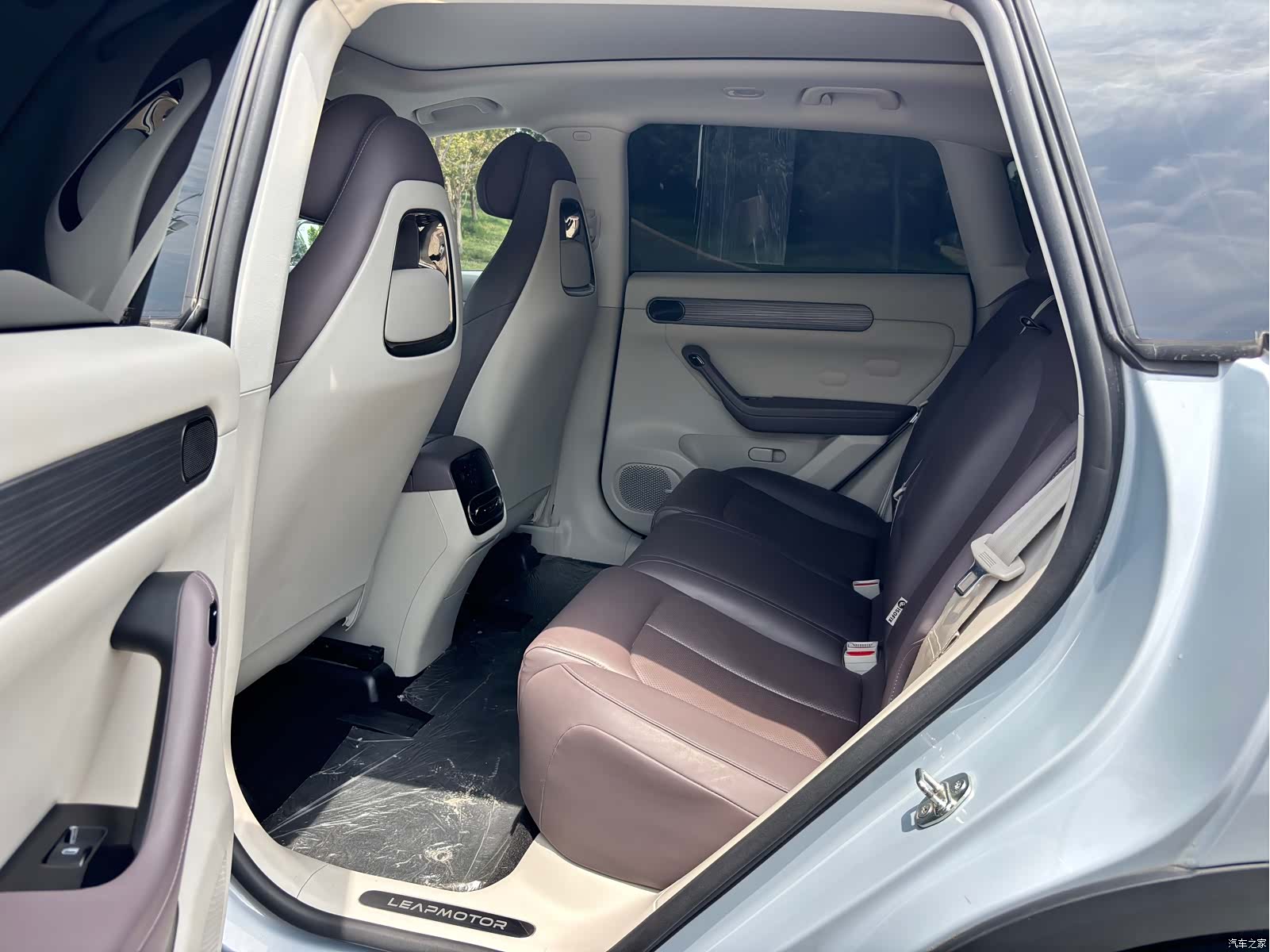 Leapmotor C11, 2023 10