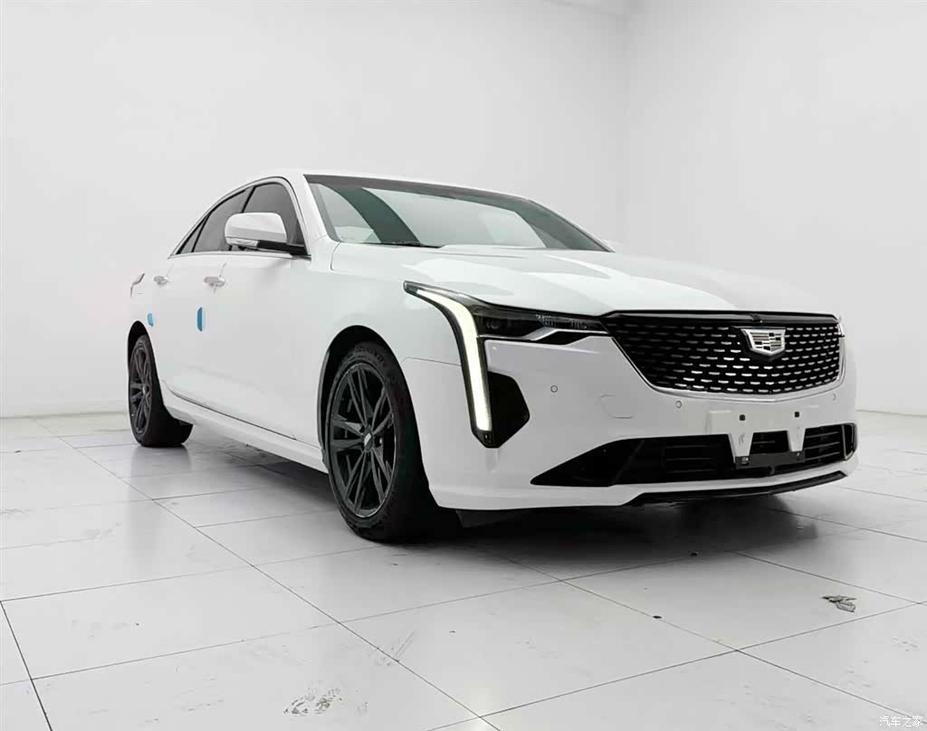 Cadillac CT4, 2021 3