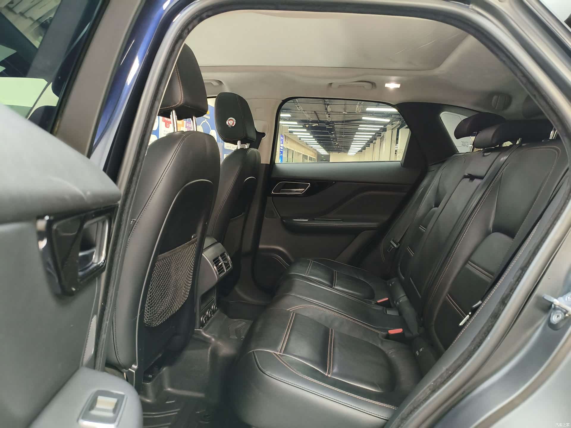Jaguar F-PACE, 2019 8