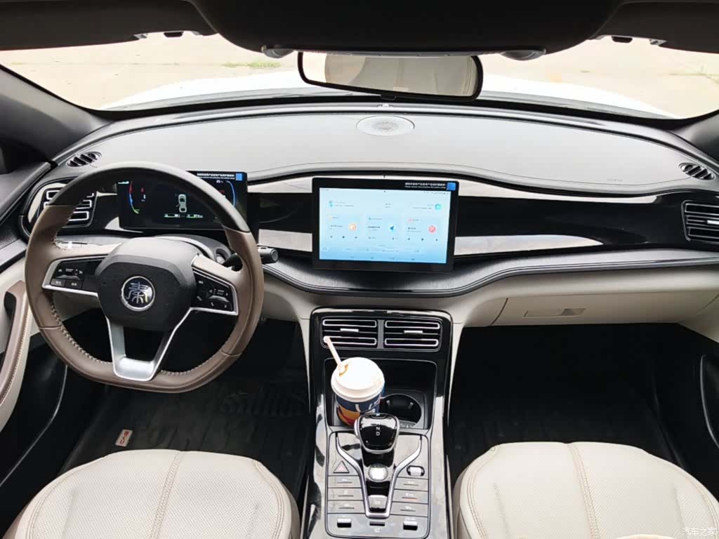 BYD Qin, 2025 10