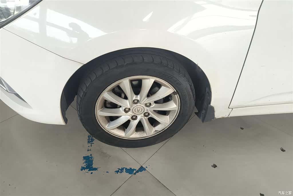 Changan V7, 2015 6