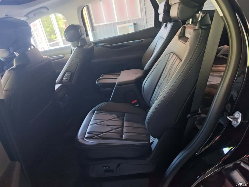 Ford Edge L, 2025 17