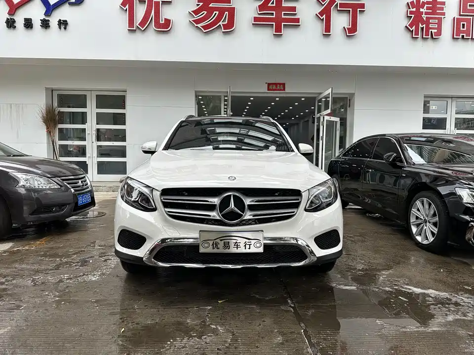 Mercedes-Benz GLC Mercedes-Benz GLC