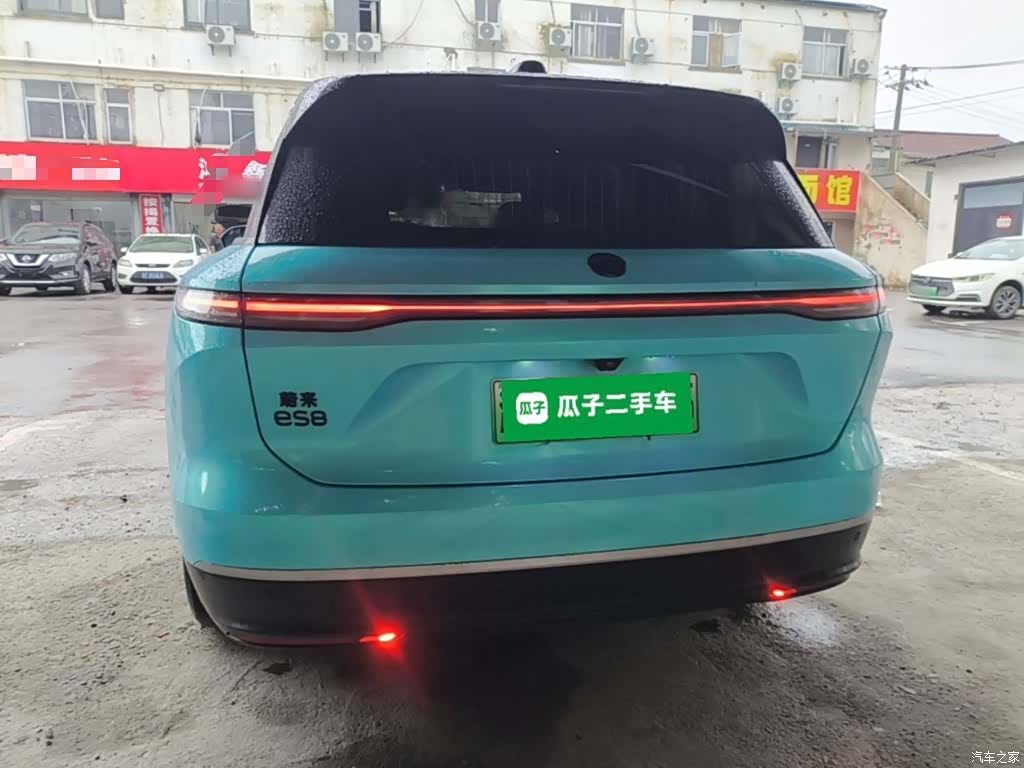 NIO ES8, 2023 6