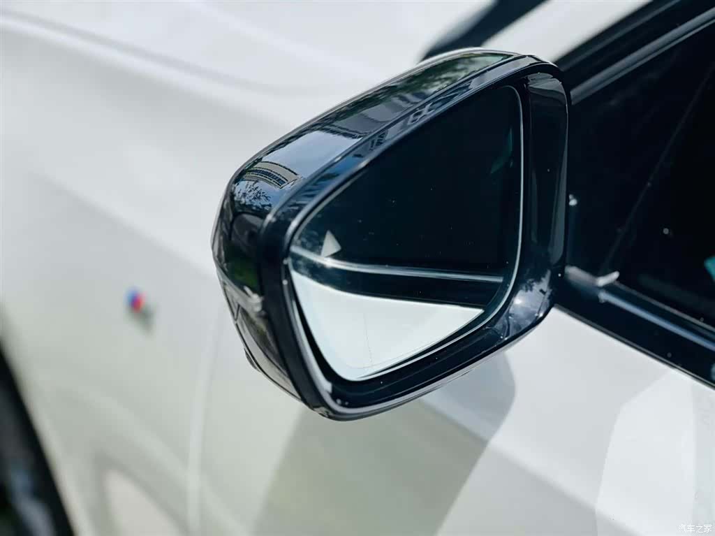 BMW 3 Series, 2025 8