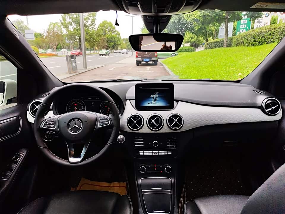 Mercedes-Benz Class B